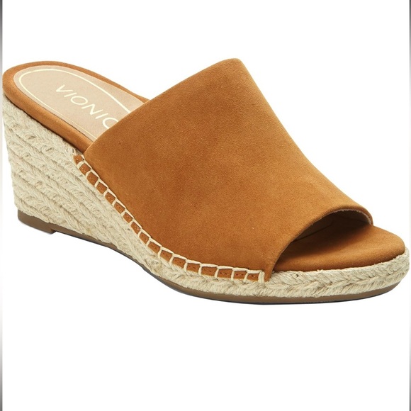 Vionic Shoes - NWOB Vionic Tulum Kadyn - Women's Wedge Slip-on Sandal
Caramel - Size 7